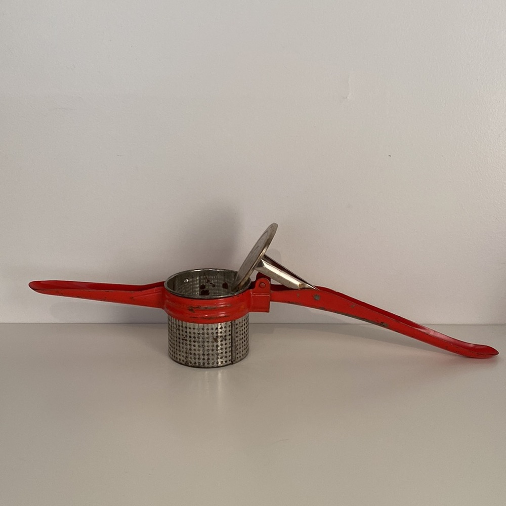 Vintage Red Potato Ricer - Picture 4 of 4